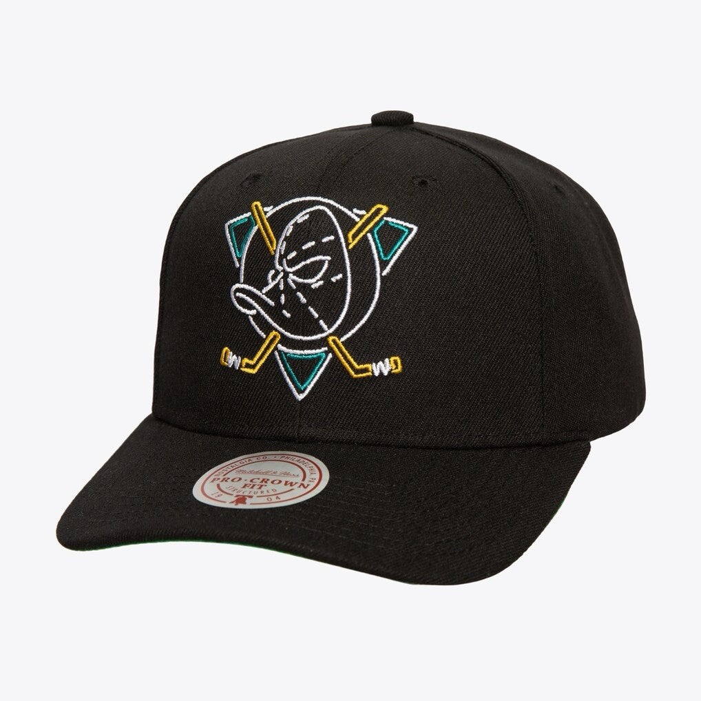 Mitchell & Ness Black Anaheim Ducks Vintage Neon Logo Pro Snapback Hat