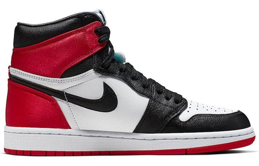Nike Air Jordan 1 Retro High Satin Black Toe CD0461 016 Size 9.5 WMNS/ 8 MENS