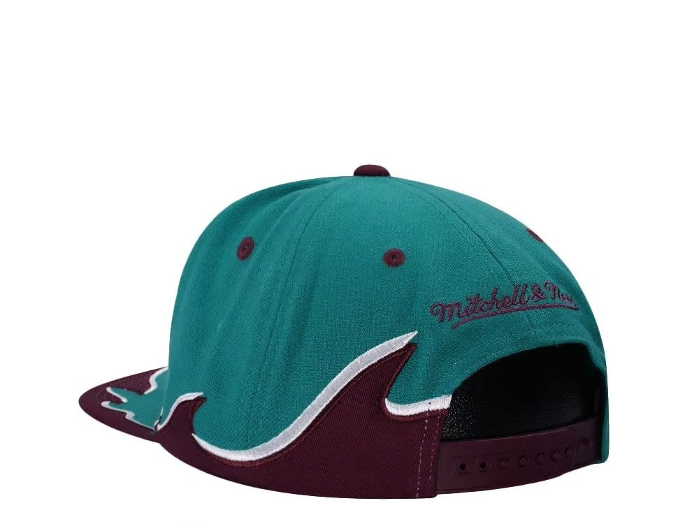 Authentic NEW Discontinue Rare Mighty Ducks Mitchell & Ness Vintage Snapback Hat
