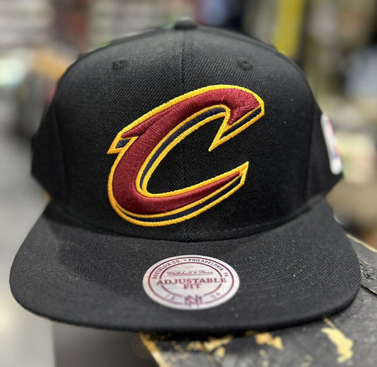 Mitchell & Ness Adjustable Fit - Cleveland Cavaliers Hat BRAND NEW